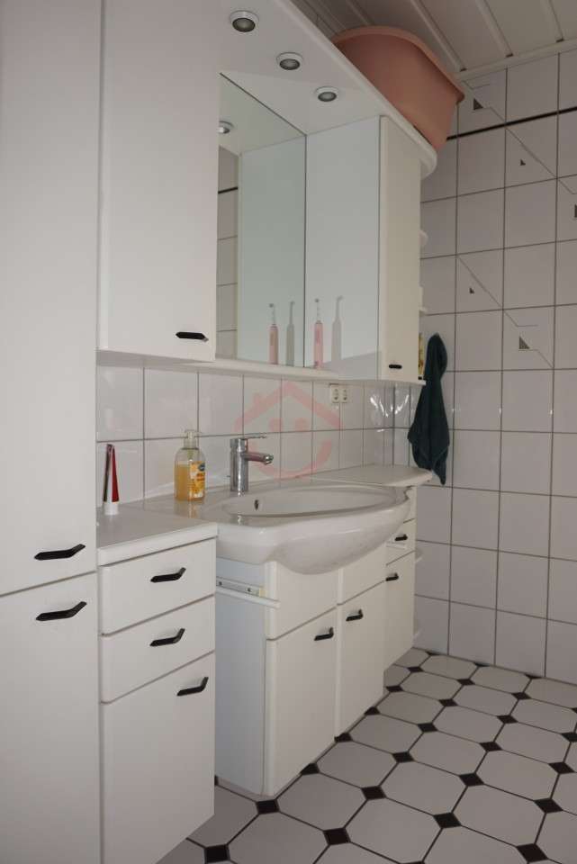 Immobilie in Biebertal - Wohnen, Vermieten, Bauen - Ehemaliges Gehöft im Herzen von Rodheim-Bieber mit vielen Optionen - Bild 6