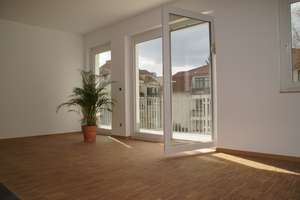 Lankwitz: 2-Zimmer-Wohnung mit Balkon – In den Neuen Gärten 11, 12247 Lankwitz, Berlin – Vorschaubild 3