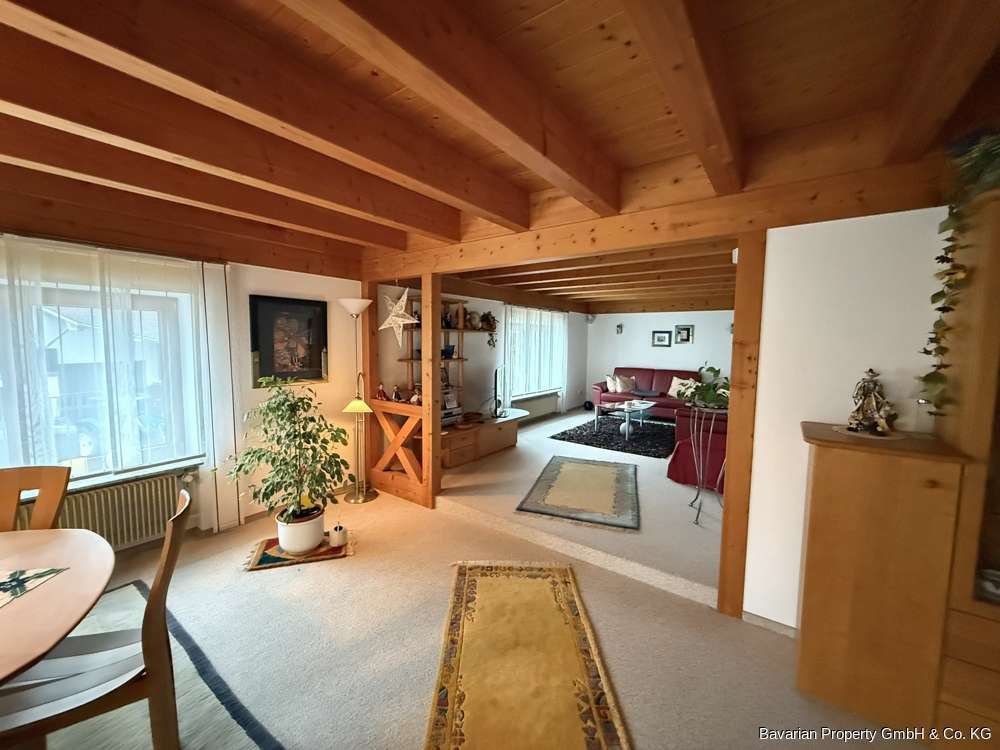 Immobilie in Leibertingen - Gepflegte Hofstelle mit Wohnhaus, Nebengebäuden & 15.035 m² Grund - Bild 1