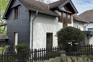 Lichtdurchflutetes Einfamilienhaus mit außergewöhnlicher Raumstruktur und Gartenidylle – Rhein-Sieg-Kreis – Vorschaubild 2