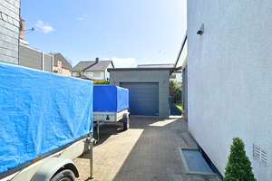 Freistehendes gepflegtes 2-3 FH mit Wintergarten, Garage, sofort verfügbar – Breslauer Weg 8, 66130 Brebach-Fechingen, Saarbrücken – Vorschaubild 3