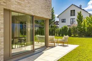 Neubau: Stylische Architekten-Haushälfte mit 4 Schlafzimmern und Spabereich in Holzbauweise – Die vollständige Adresse der Immobilie erhältst du vom Anbieter., 80939 Obere Isarau, München – Vorschaubild 13