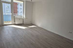 Zentralgelegene 2-Zimmer-Wohnung in einer Seniorenwohnanlage in Bochum-Weitmar! – Weitmarer Str. 104, 44795 Weitmar-Mitte, Bochum – Vorschaubild 4