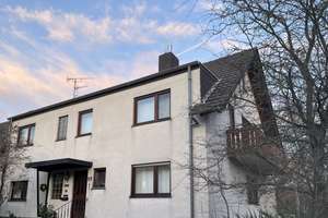 2 Familienhaus mit großem Garten in Vogelsang