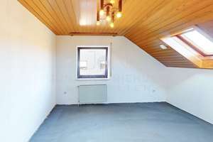 Familientraum in Ubbedissen – 4 Zimmer, Wintergarten & liebevoller Garten – 33699 Stieghorst, Bielefeld – Vorschaubild 12