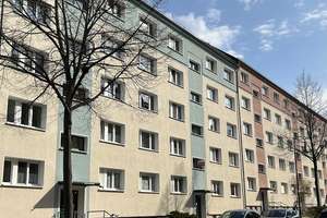 2-Zimmer-Wohnung mit Balkon und Eckbadewanne – Zietenstraße 82, 9130 Sonnenberg, Chemnitz – Vorschaubild 3