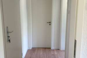 Renovierte 2 Zi. KDB-Whg.*ca.50 qm** Einbauküche*Vinylboden* – Everstalstr. 6, 44894 Langendreer, Bochum – Vorschaubild 6