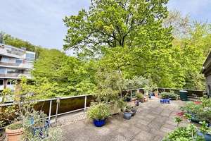 Großzügige Wohnung mit Blick in den direkt angrenzenden Grafenberger Wald – Die vollständige Adresse der Immobilie erhältst du vom Anbieter., 40629 Ludenberg, Düsseldorf – Vorschaubild 8