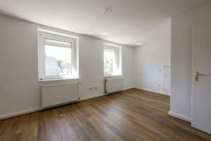 Home sweet home! Teilmodernisiertes rd. 188 m² großes Ein-bis Dreifamilienhaus mit tollem Garten – Die vollständige Adresse der Immobilie erhältst du vom Anbieter., 45359 Schönebeck, Essen – Vorschaubild 27