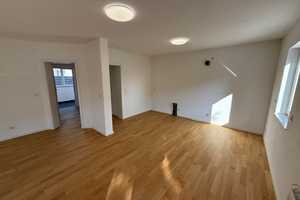 RESERVIERT!, Modernes, großes 2-FH, gute Lg., 1 Grg., 1 Stellplatz, 91056 Erlangen-Frauenaura – Erlangen – Vorschaubild 56