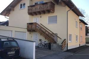 3-Parteien-MFH in bevorzugter, ruhiger Wohnlage für die große Familie oder Mehrgenerationen – Die vollständige Adresse der Immobilie erhältst du vom Anbieter., 83059 Kolbermoor – Vorschaubild 1