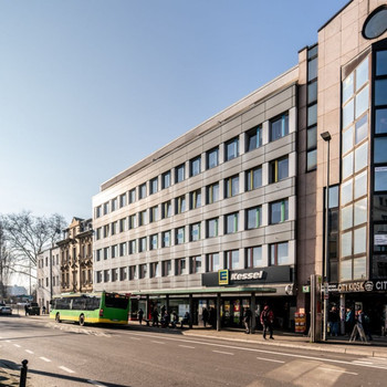 Helle Räumlichkeiten in der Oberhausener Innenstadt | gute Anschlussmöglichkeiten