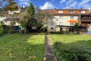 Modernisierungsbedürftige Mehrfamilien-DHH in gefragter Lage – Die vollständige Adresse der Immobilie erhältst du vom Anbieter., 73262 Reichenbach an der Fils – Vorschaubild 1