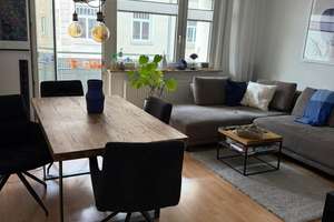 Schöne, gut geschnittene 3 Zimmer-Wohnung mit EBK und 2 Balkonen in Stuttgart-West