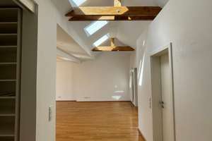 Großzügige, helle Dachgeschoßwohnung in bester Lage – 38102 Viewegsgarten-Bebelhof, Braunschweig – Vorschaubild 2