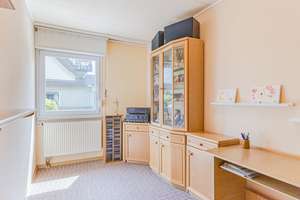 Charmanter Bungalow mit Sanierungsbedarf in begehrter Lage von Quadrath-Ichendorf – Die vollständige Adresse der Immobilie erhältst du vom Anbieter., 50127 Bergheim – Vorschaubild 18