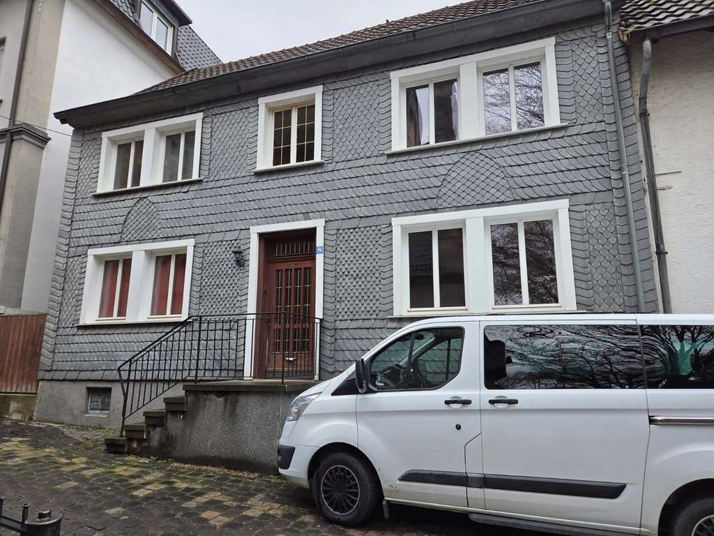 Immobilie in Menden - Verborgener Schatz in Zentrumsnähe – mit Garten & Garage - Bild 0