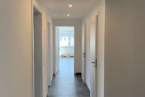 Helle 3-Zimmer-Wohnung mit Balkon, Tiefgaragenstellplatz und Aufzug – Hauptstr. 107, 52159 Roetgen – Vorschaubild 12