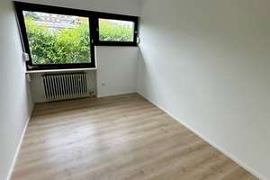 Grünes Wohnglück in Windberg – Bungalow mit viel Freiraum und Privatsphäre! – Hans Böckler Straße 37, 41063 Windberg, Mönchengladbach – Vorschaubild 12