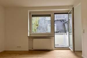 Saniertes Apartment mit Balkon direkt an der U-Bahn Gern – 80637 Dom Pedro, München – Vorschaubild 3