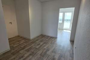 Zentrale Grünlage: Frisch renovierte 3-Zimmer-Wohnung zum Wohlfühlen – Stralsunder Ring 47-55, 38440 Westhagen, Wolfsburg – Vorschaubild 5