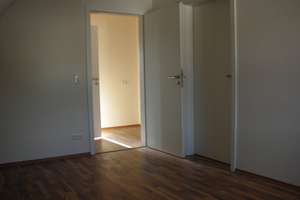 3-Zimmer-Dachgeschosswohnung in Bielefeld Brackwede – 33647 Brackwede, Bielefeld – Vorschaubild 3