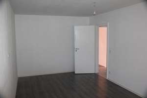 Provisionsfrei von privat: Helle 4-Zimmer-Eckwohnung mit Gartenblick in Stuttgart-Münster – Die vollständige Adresse der Immobilie erhältst du vom Anbieter., 70376 Münster, Stuttgart – Vorschaubild 10