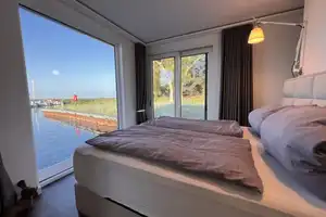LUXUS Hausboot - 3 Etagen - 100m² Wohnen + 120 m² SONNENTERRASSE - Kamin, Kino, komplett individuell – Potsdam – Vorschaubild 13