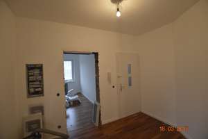 Schöne drei Zimmer Wohnung in Düsseldorf-Oberkassel mit Balkon. – Schorlemerstrasse 38, 40545 Oberkassel, Düsseldorf – Vorschaubild 4