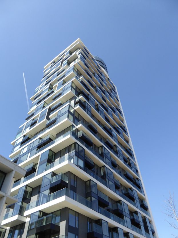 24 Etage im Henninger Turm.. V-E-R-M-I-E-T-E-T