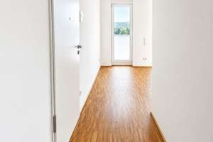 Moderne 2-Zimmer-Dachgeschosswohnung mit großzügiger Dachterrasse & Einbauküche – Virchowstraße 7f, 66119 Sankt Arnual, Saarbrücken – Vorschaubild 3