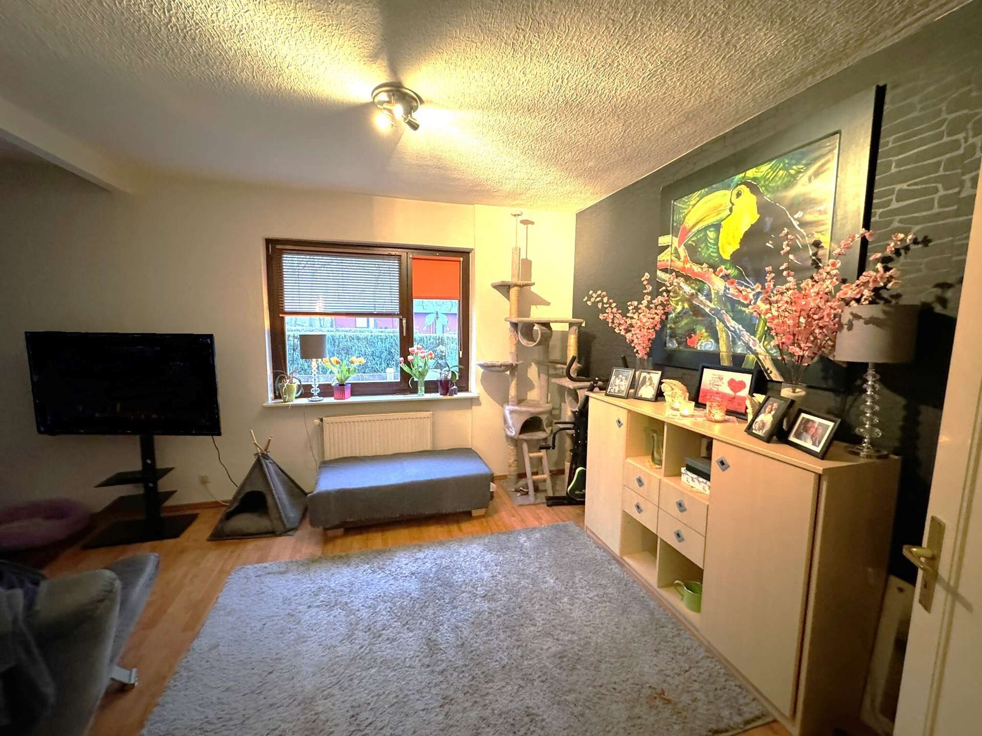 Grundstück mit freistehendem Haus mit vermieteter Wohnung im EG, Hamburg – Bild 2