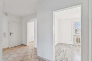 Helle 3-ZKB Wohnung mit Loggia – Ideal zur WG-Nutzung oder für Eigennutzer – Energetisch modernisier – Die vollständige Adresse der Immobilie erhältst du vom Anbieter., 68305 Waldhof, Mannheim – Vorschaubild 12