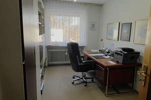 Großzügiger Bungalow mit separatem Anbau auf weitläufigem Grundstück in Kempten-Thingers – Die vollständige Adresse der Immobilie erhältst du vom Anbieter., 87439 Thingers, Kempten (Allgäu) – Vorschaubild 8