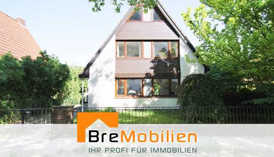 Bild von Großzügiges Einfamilienhaus/ Architektenhaus mit großem Garten + Garage