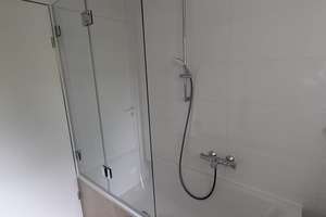 Frisch renovierte 3,5-Zimmer-Wohnung mit Garten – 81929 Daglfing, München – Vorschaubild 5