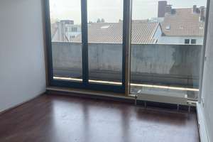 Moderne Maisonette Wohnung im 3. & 4. OG **hell und lichtdurchflutet**  in Innenstadtlage – Petersstraße 118-122, 47798 Stadtmitte, Krefeld – Vorschaubild 2