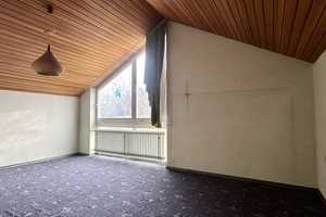 Kreativköpfe aufgepasst! EFH mit Traumhauspotenzial auf tollem Grundstück in Hochdorf! – Biberach (Kreis) – Vorschaubild 11