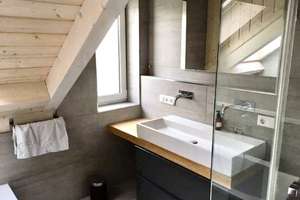Ab 01.09.2026 zu vermieten: topmoderne, ruhige 2-Zimmer Dachgeschosswohnung nahe Audi in Etting – Kraibergstraße 24, 85055 Etting, Ingolstadt – Vorschaubild 3