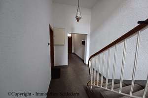 Charmantes Dreifamilienhaus  in der Oberhausener-Altstadt -   Kapitalanlage mit Potenzial ! – Die vollständige Adresse der Immobilie erhältst du vom Anbieter., 46045 Altstadt-Süd, Oberhausen – Vorschaubild 2