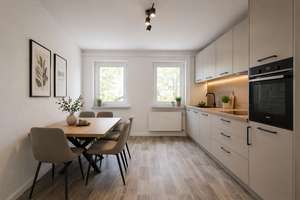 Hier wird es ganz besonders! Lassen Sie sich überraschen! 4-Zimmer-Wohnung im EG! – Leutewitzer Ring 20, 1169 Gorbitz-Ost, Dresden – Vorschaubild 2