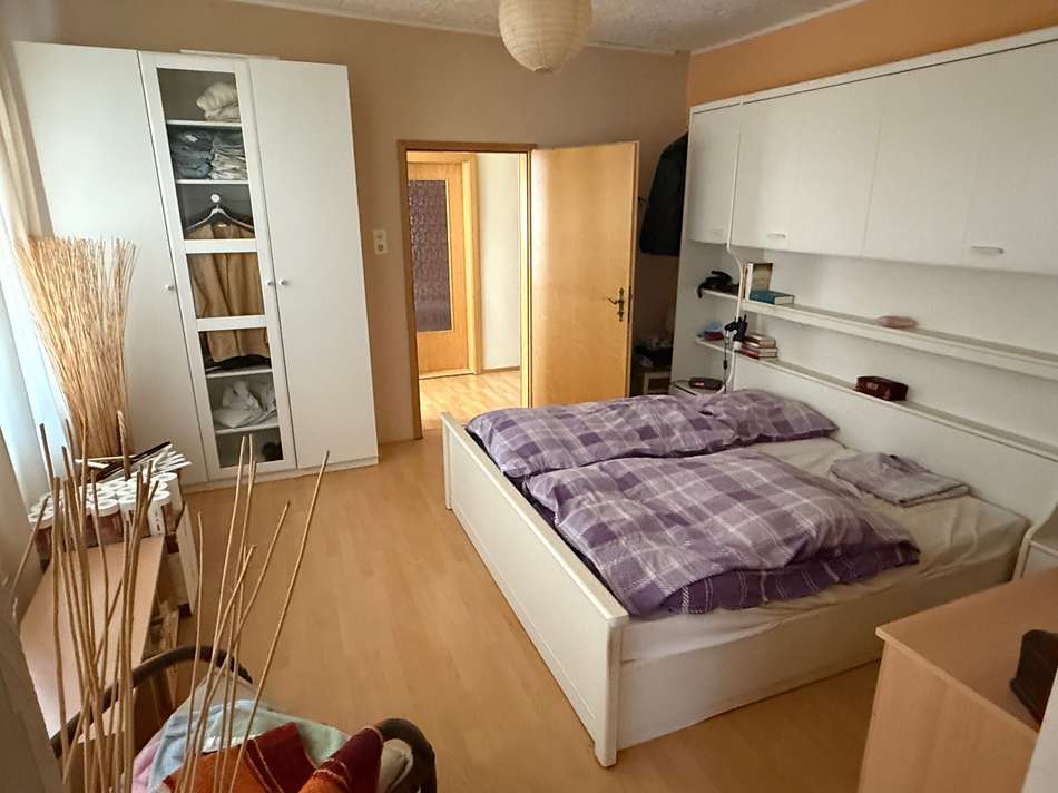 Schlafzimmer 1