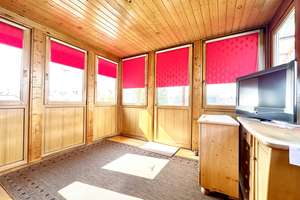 Doppelhaushälfte mit 3 Garagen, Wintergarten, Balkon und kleinem Garten! In guter Lage, Stadtteil Gl – Die vollständige Adresse der Immobilie erhältst du vom Anbieter., 95447 Glocke/Saas, Bayreuth – Vorschaubild 10