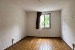 Renovierungsbedürftige 2-Zimmer-Wohnung unweit des Josephsplatzes in München