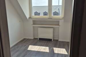 Schicke DG-Wohnung in Frintrop – Frintroper Str. 40, 45356 Borbeck-Mitte, Essen – Vorschaubild 4