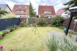 Stilvolle Doppelhaushälfte mit Wintergarten, Keller und Carport in ruhiger Lage von Wob-Vorsfelde – Tannenweg 16, 38448 Vorsfelde, Wolfsburg – Vorschaubild 3