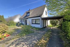 Haus mit Potenzial in ruhiger Lage – Die vollständige Adresse der Immobilie erhältst du vom Anbieter., 22159 Farmsen-Berne, Hamburg – Vorschaubild 3