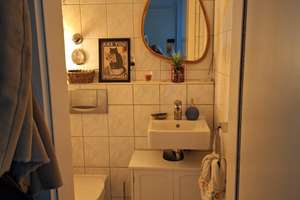2,5-Zimmer-Maisonette-Wohnung mit Dachterrasse im wunderschönen Auenviertel – Die vollständige Adresse der Immobilie erhältst du vom Anbieter., 50996 Rodenkirchen (Ortsteil), Köln – Vorschaubild 7