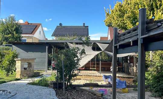 Provisionsfreies  Wohn- und Geschäftshaus - Ein verborgenes Juwel mit vielseitigem Potenzial