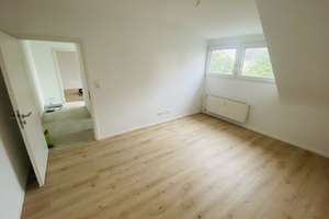 Wunderschöne , neuwertige 2-Zimmer-Wohnung mit gehobener Innenausstattung zur Miete in Solingen – Börsenstr. 150, 42657 Burg/Höhscheid, Solingen – Vorschaubild 8